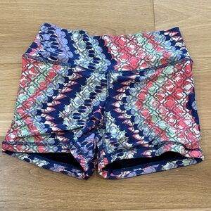 Liquido Colorful Patterned Women's Shorts